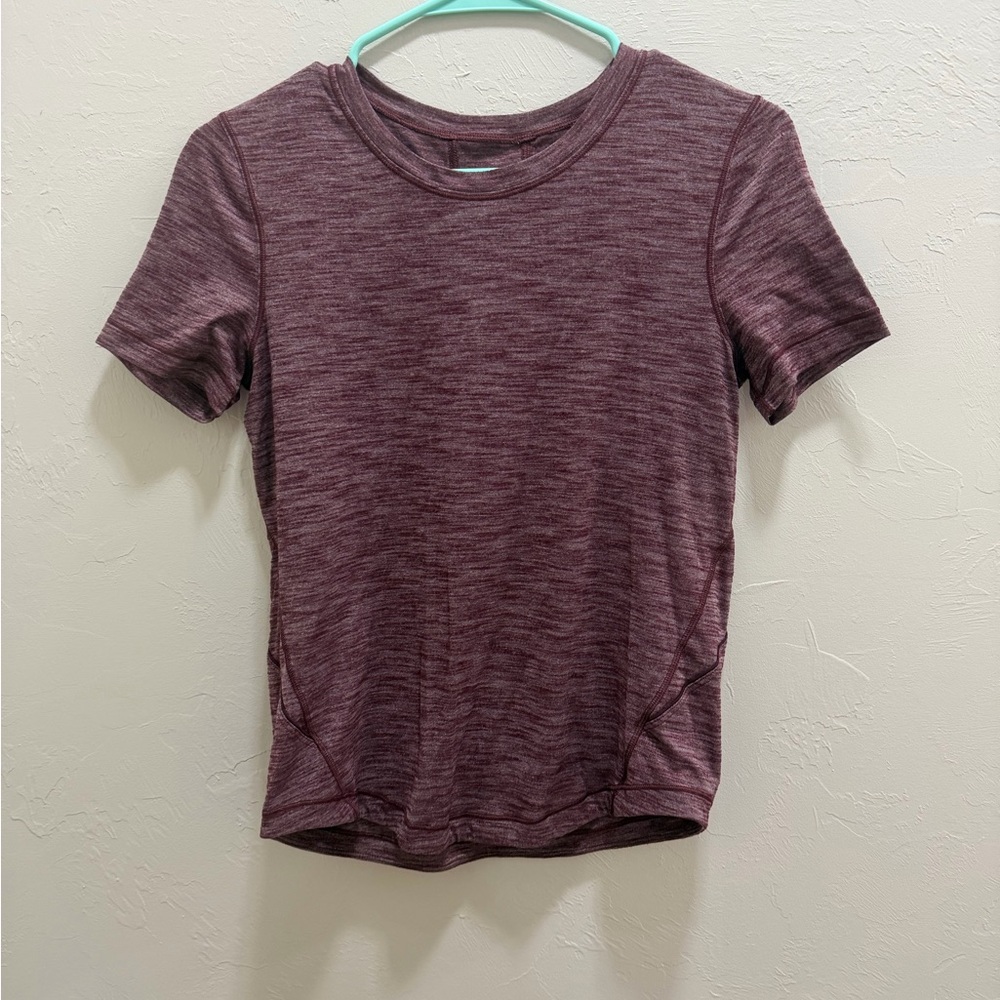lululemon athletica Maroon Heathered Short Sleeve Tee